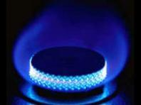 Schéma du triangle du feu : combustible, comburant, énergie.